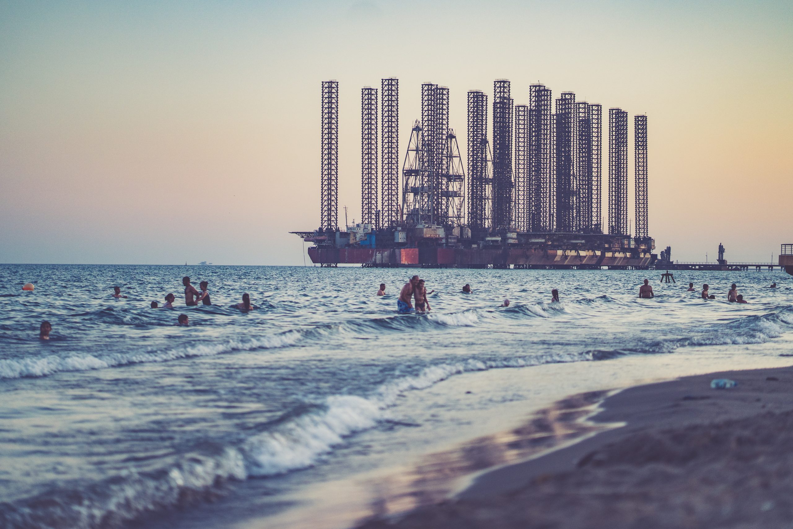 Baku,,Azerbaijan,-,02/08/2018:,People,Swimming,In,The,Beach,With